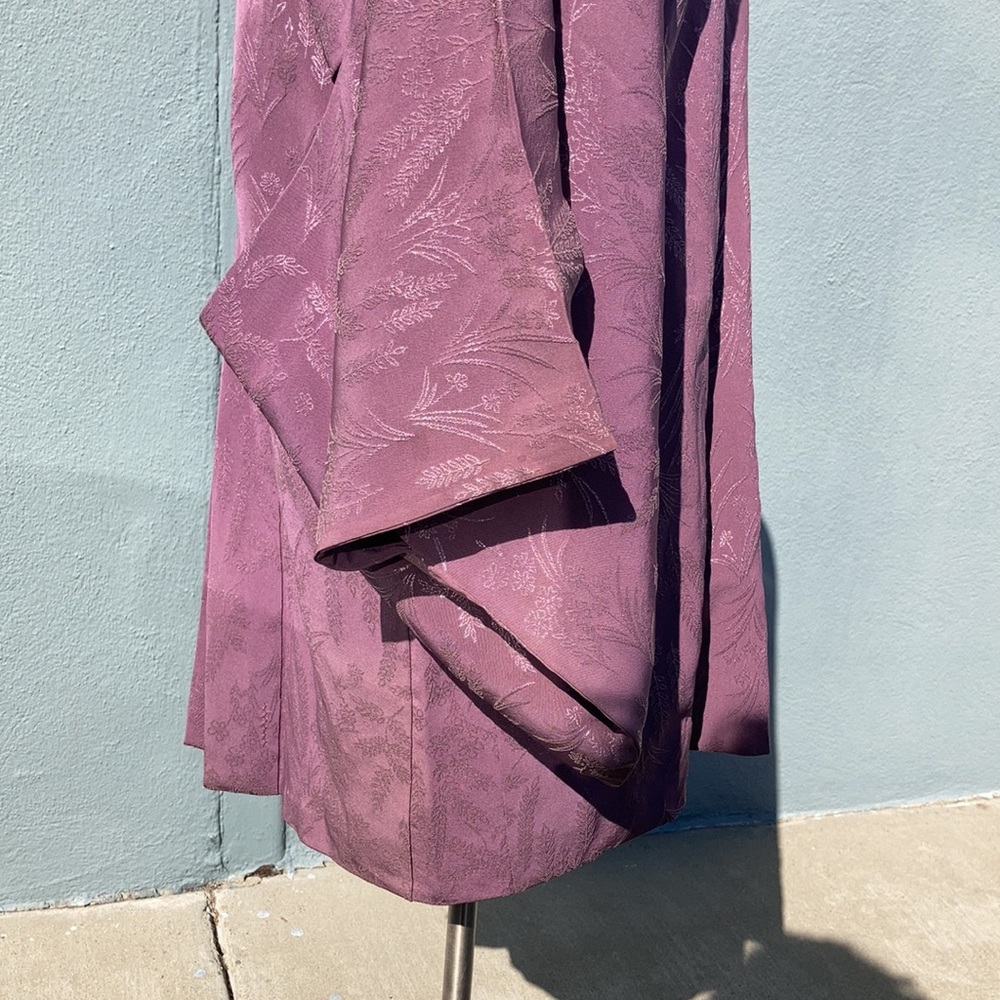Vintage Kimono Lavender Silver Threading - Picture 12 of 16